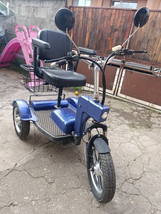 Електрическа триколка