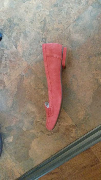 Дамски велурени обувки