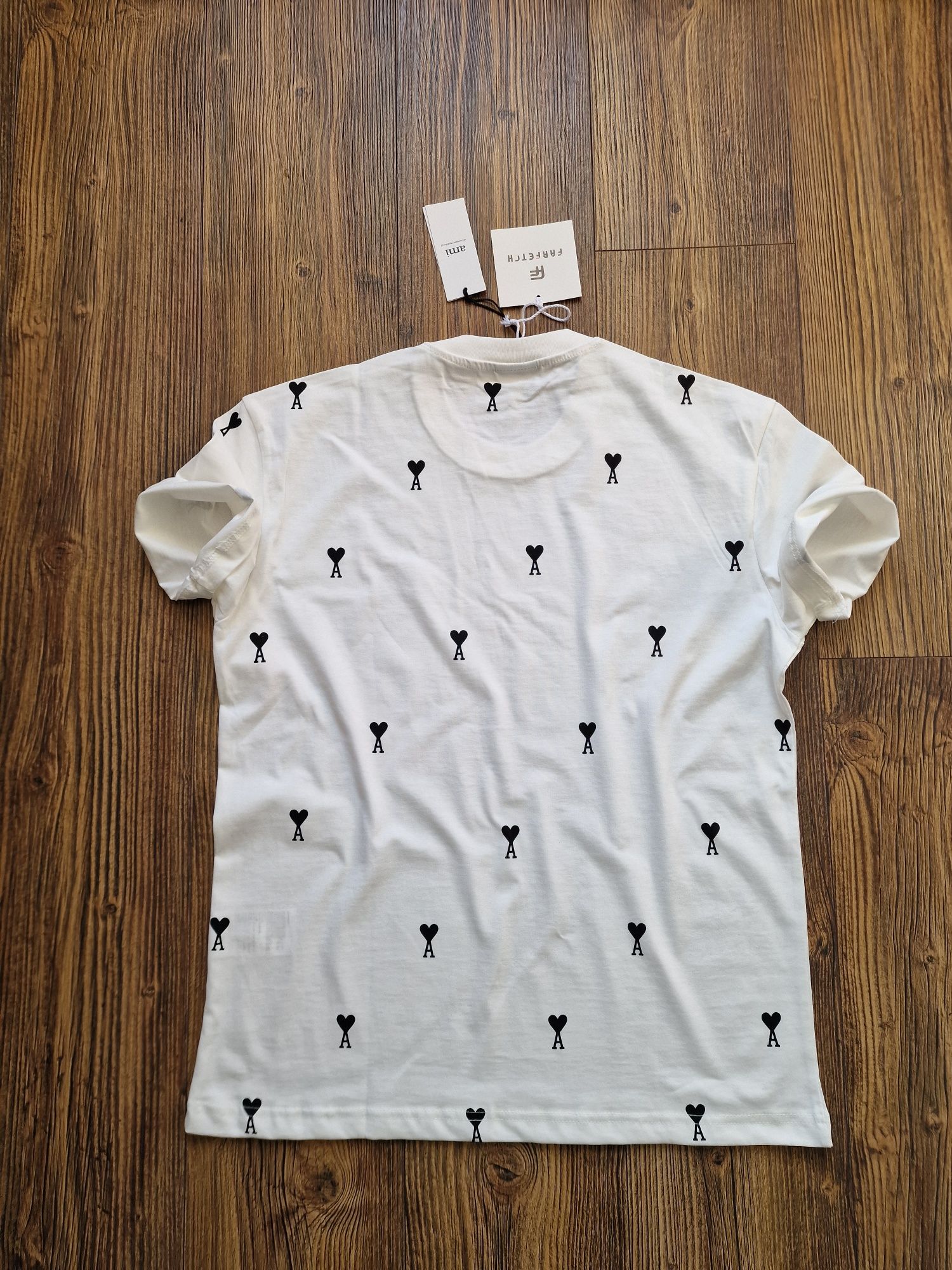 Страхотна мъжка тениска AMI размер S XL 2XL
