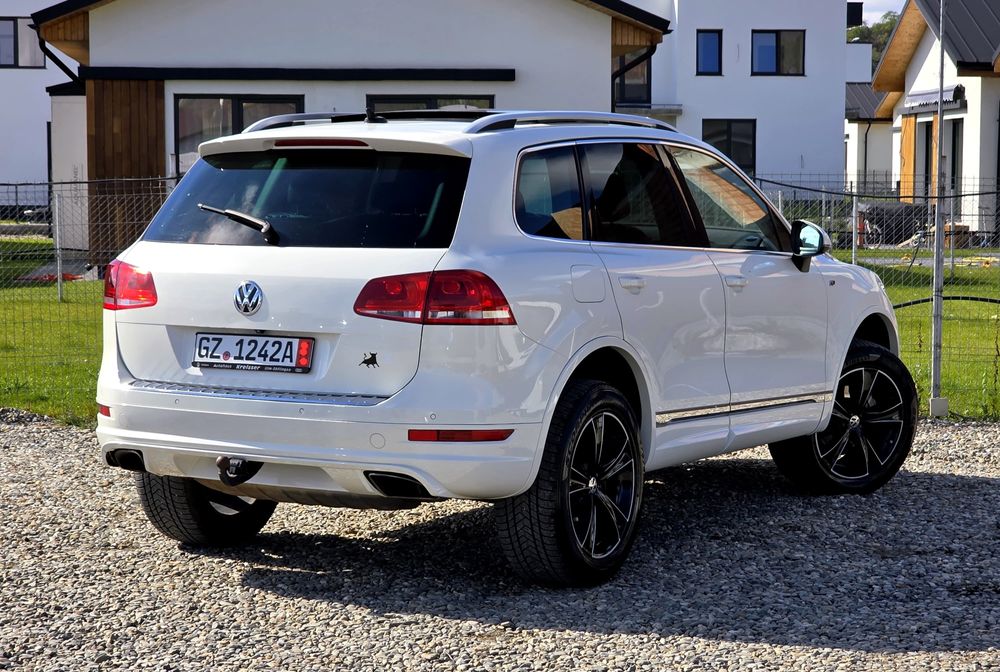 Vw touareg R-Line 3.0TDI 245cp/panoramic/perne aer/automat/camere 360°