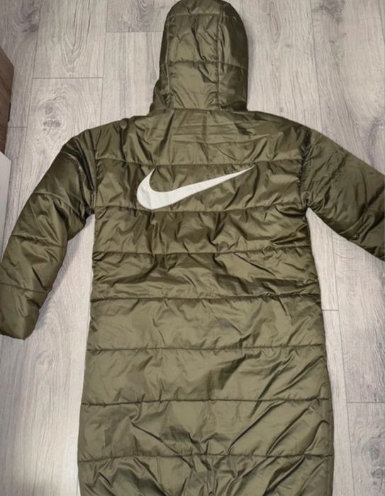 Geaca Nike, mărimea 34