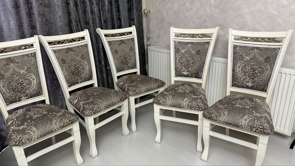 Продам стулья в отличном состоянии