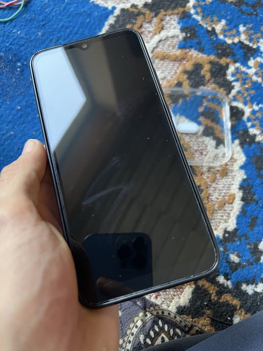 Redmi 9A xotirasi 64 gb sotiladi.
