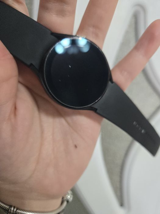 Смарт часовник Samsung Galaxy Watch 4