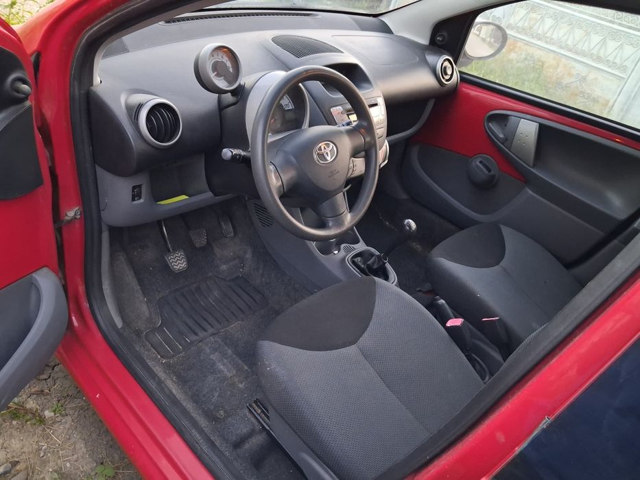 Toyota Aygo 1.0 Benzină