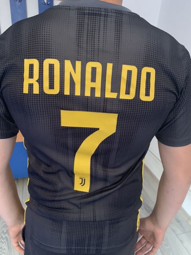 Tricou cu Ronaldo- Juventus -deplasare