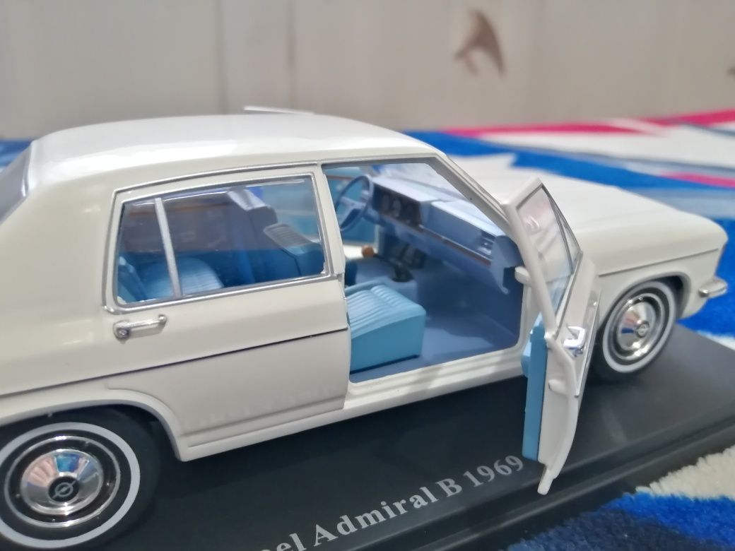 Machetă Opel admiral 1969, nouă în cutie!