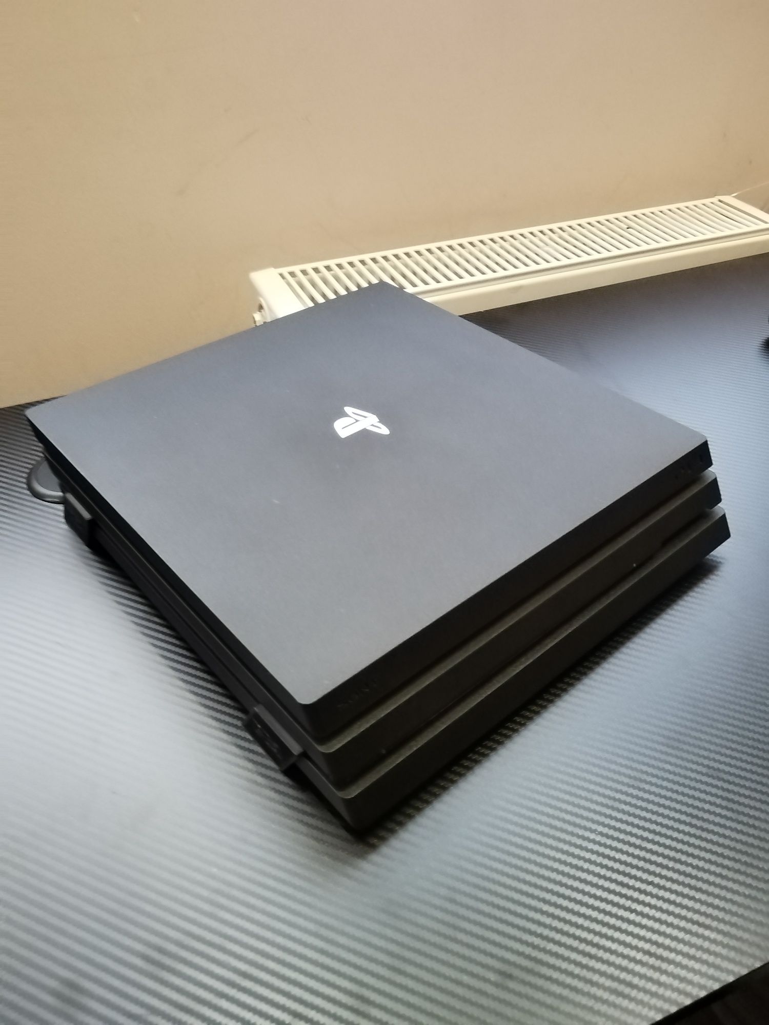 Playstation 4 pro 1TB