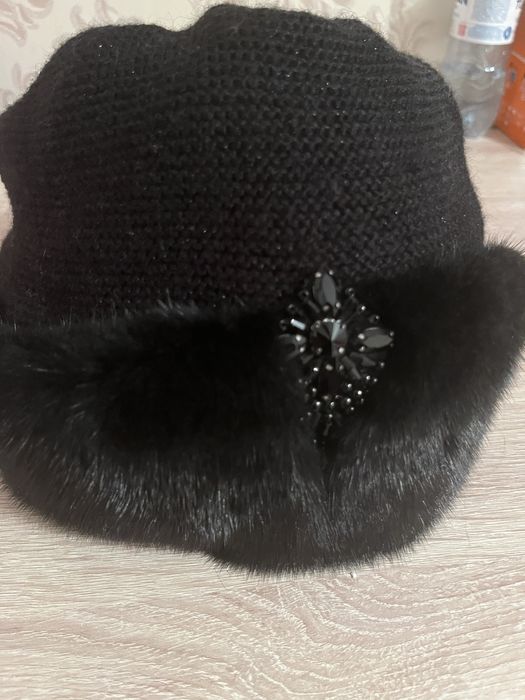 Шапка норкавая , новая