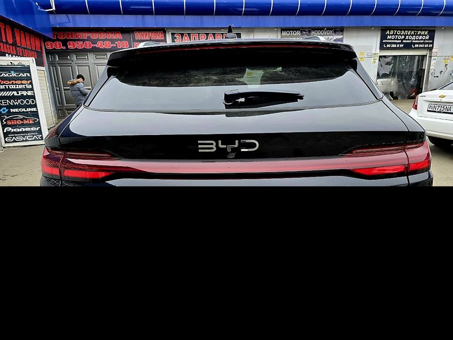 На выезд своего авто Автомобил BYD CHAMPION с водителем