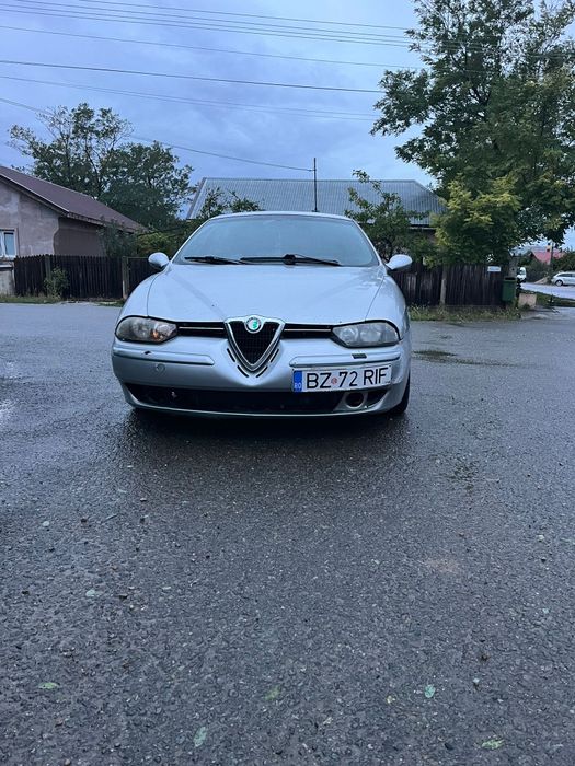 Vând Alfa Romeo 156