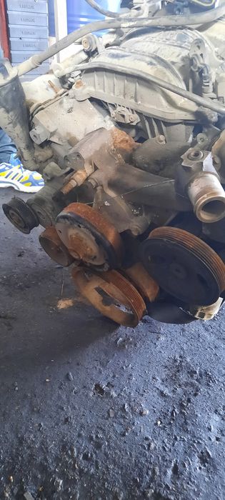 Продам б/у мотор.