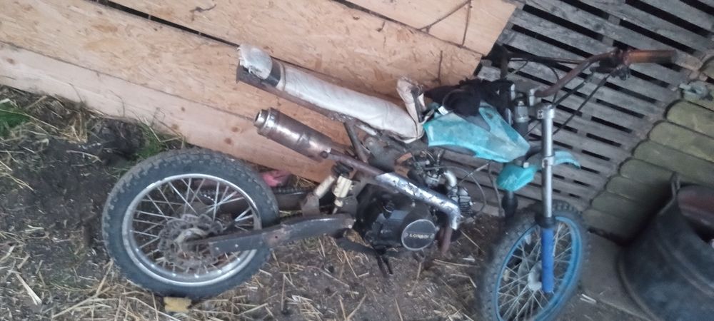 Vând sau schimb Cross 125cc