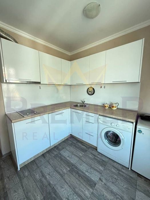 Продава се Двустаен апартамент в Свети Влас - 76 кв.м за 1079 €/кв.м - Снимка #3