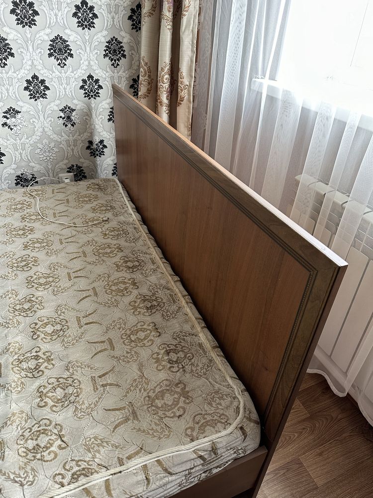 Кровать в отличном состоянии