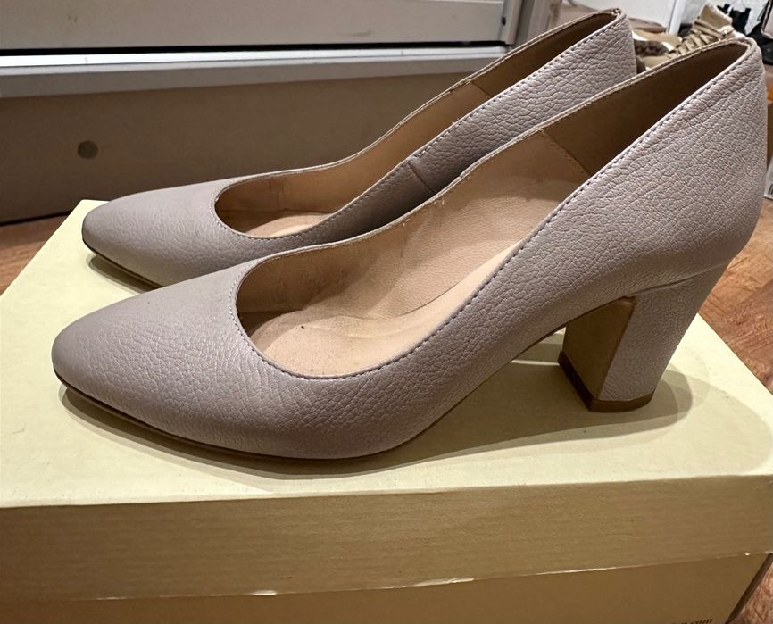 Туфли женские светло- серые