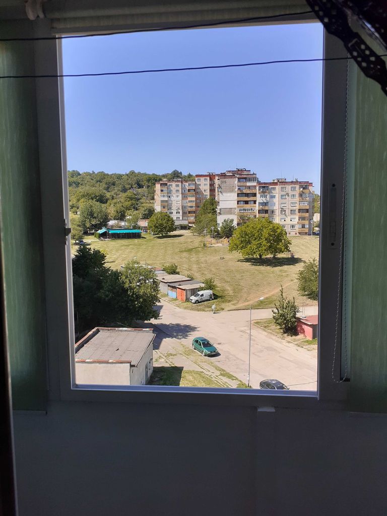Дава се под наем Двустаен апартамент в Ловеч, Младост - 42 кв.м за 178.5 € - Снимка #7