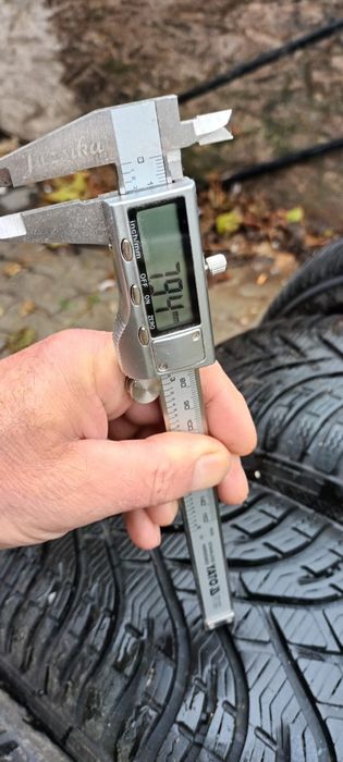 De vânzare: 4 anvelope de iarnă aproape noi – Kleber Krisalp HP3 18