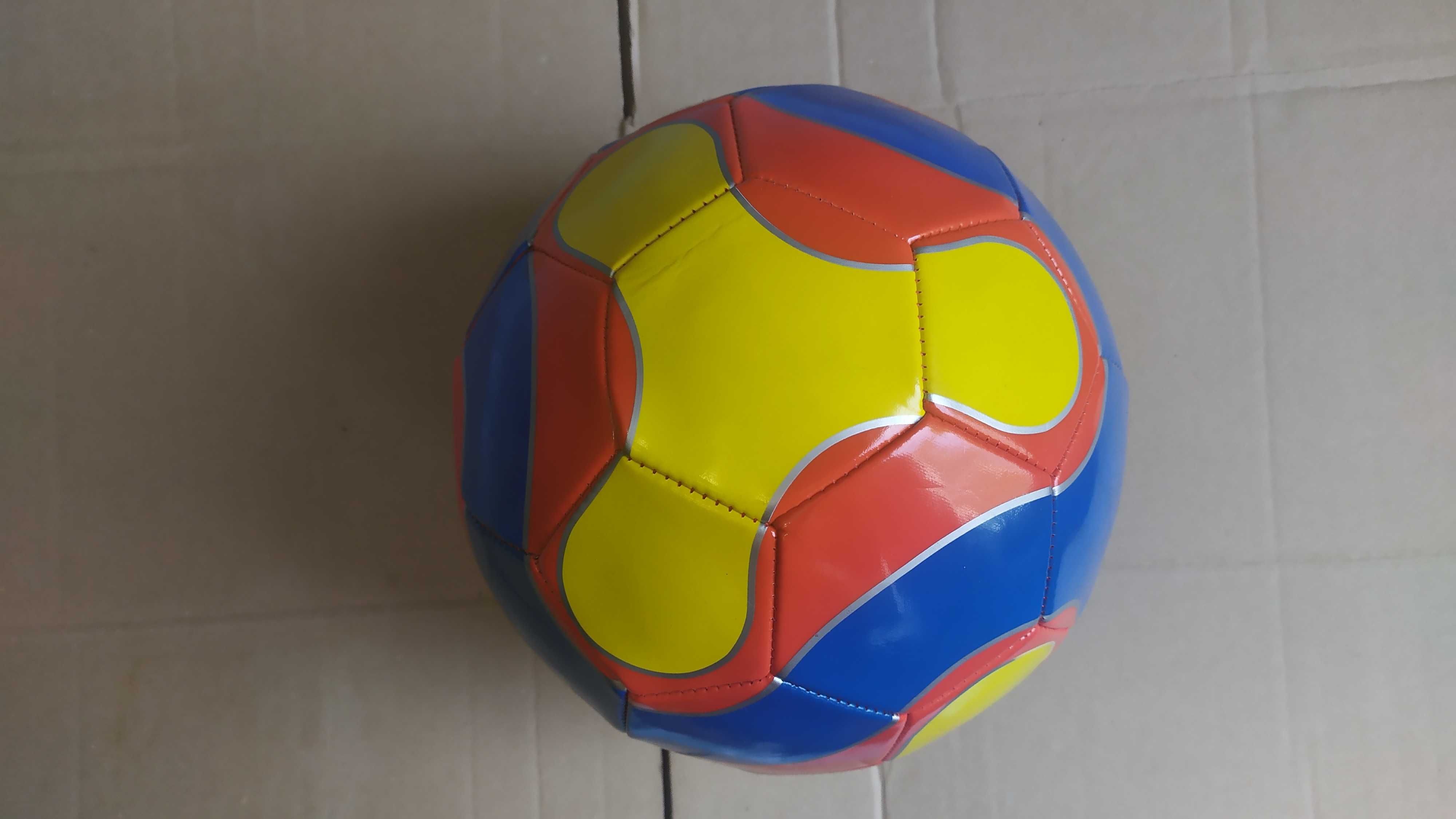 Футбольный мяч синего цвета,для игры в футбол,новый