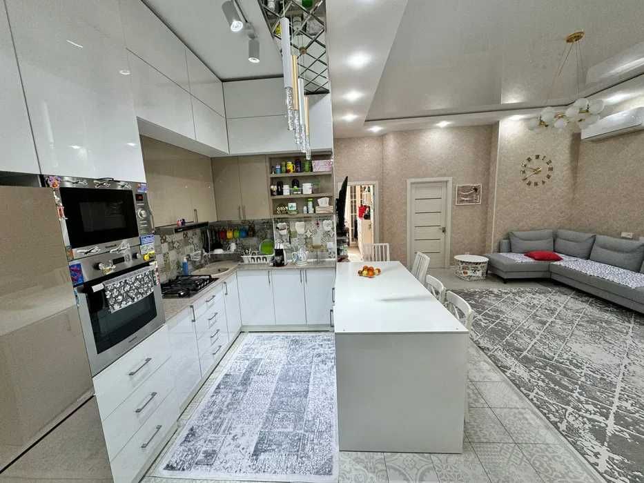 Сдаю уютная кв 2/1/9 Ганга, метро Гафур Гульяма.