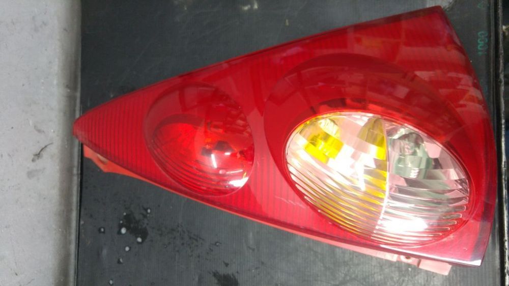 Stop lampa dreapta peugeot 107 81550-0h040