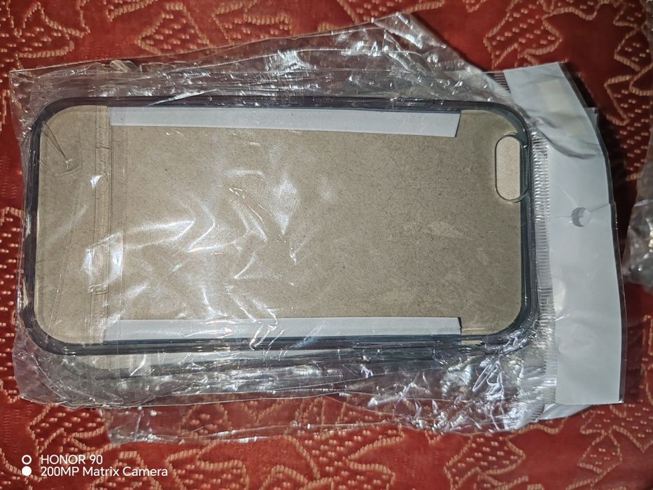 Vând lot 10 huse , urgent