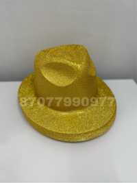 Желтая шляпа бабочка пояс золото