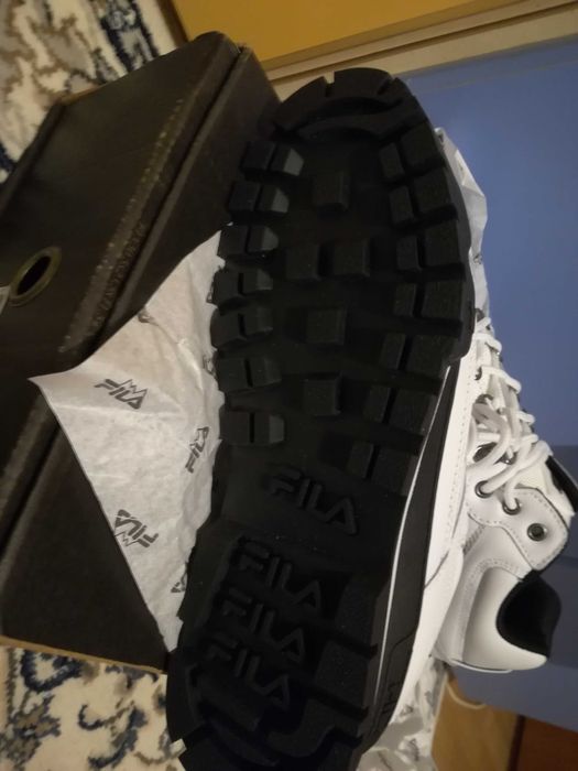 Adidasi FILA dama nr 38