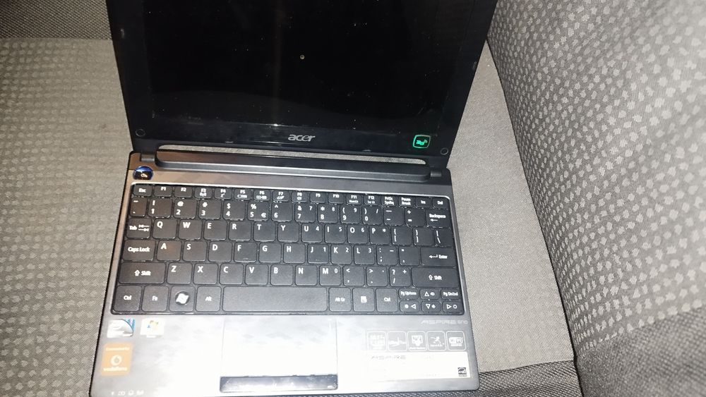 Laptop Acer aspire one d260