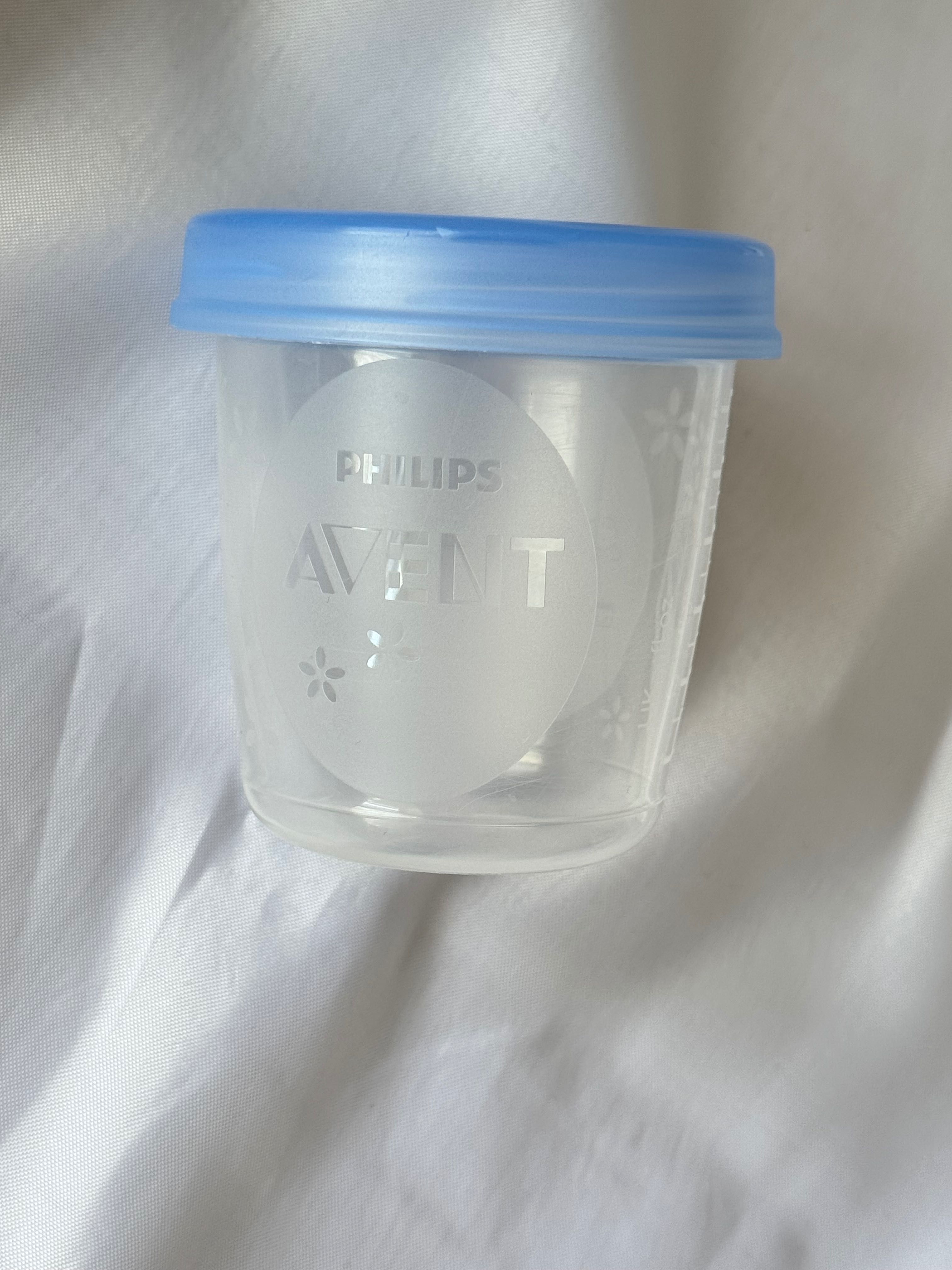 Помпа за кърма Philips Avent + чашата за съхранение Philips в подарък