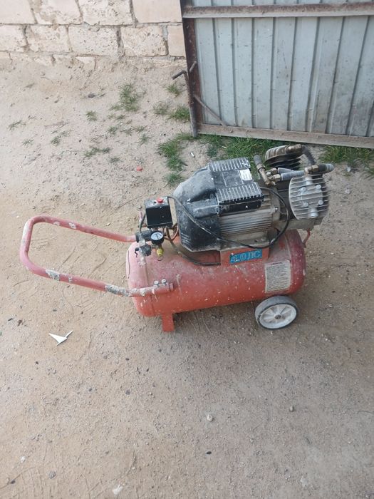 Компресор Компресор