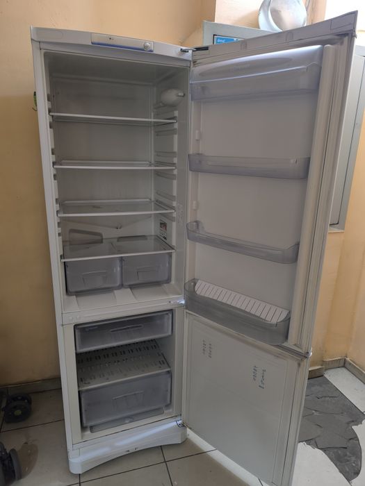 Холодильник с доставкой