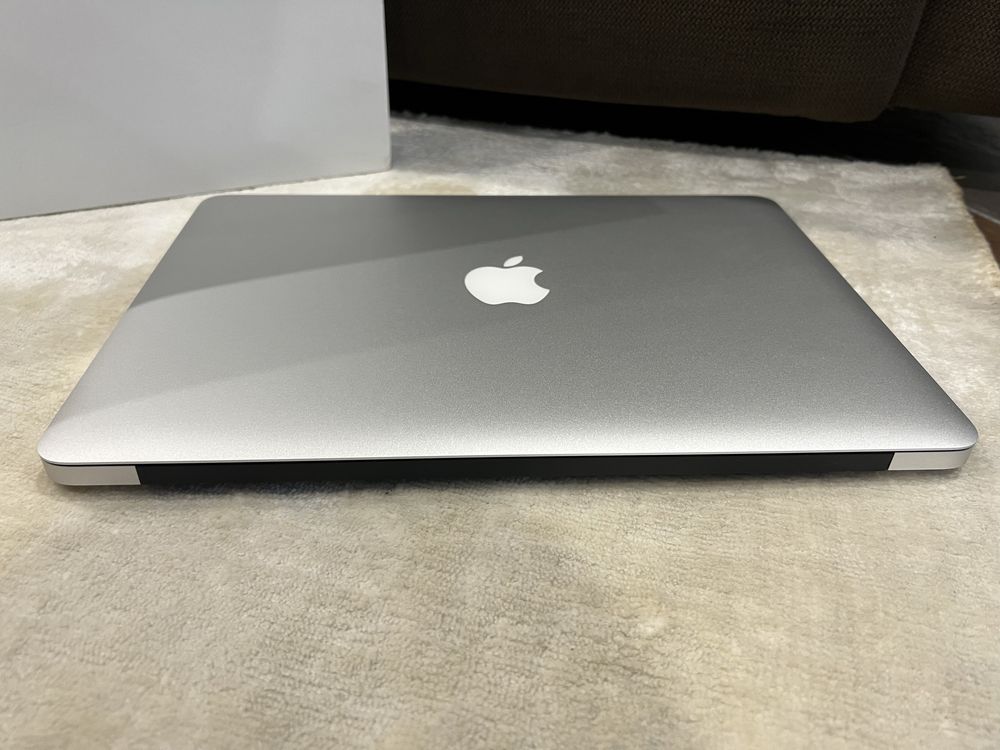 MacBook Air 13-inch, 2017