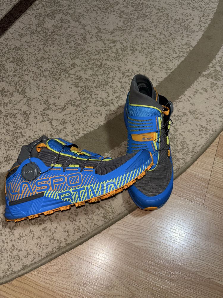 Adidasi Lasportiva