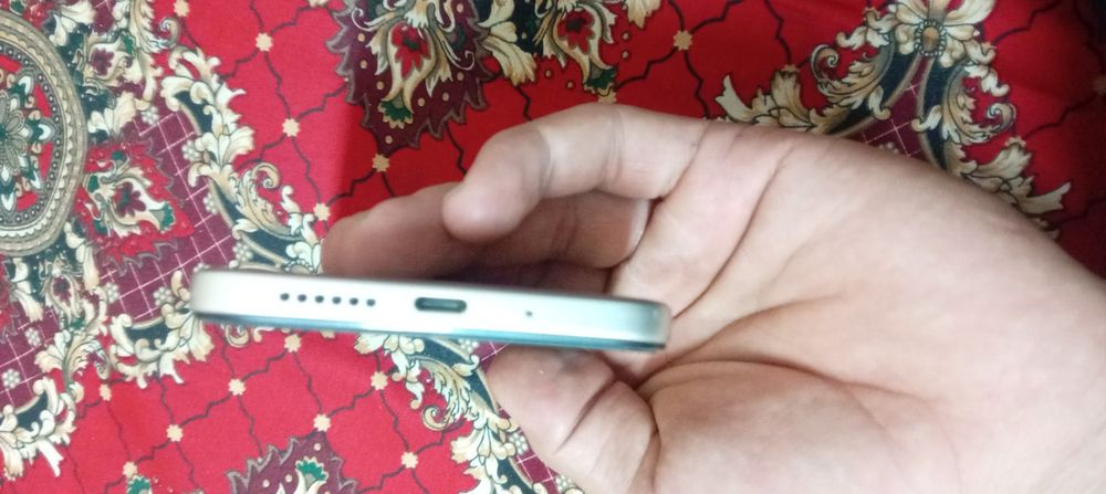 Redmi 15 4G karopka va dakumentlar bor