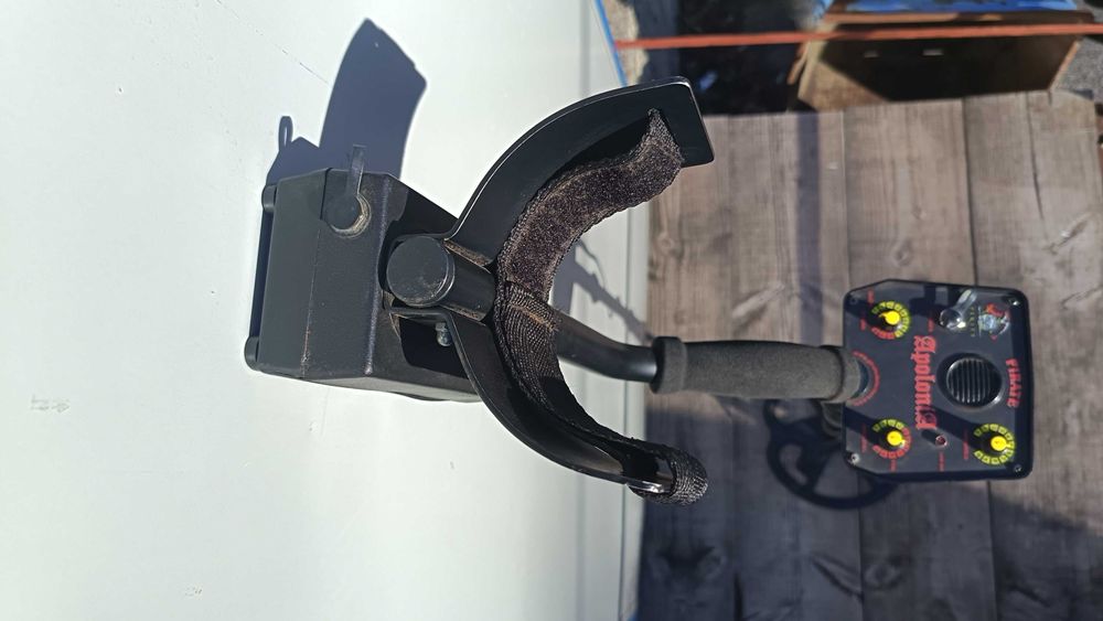 Металдетектор Pirate Apolonia