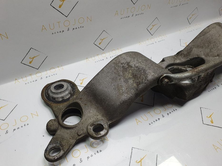 Suport cutie de viteze automata AUDI A4 II (8E2, B6) [ 2000 - 2005 ] 1.8 127KW|173HP OEM 8E0399263S