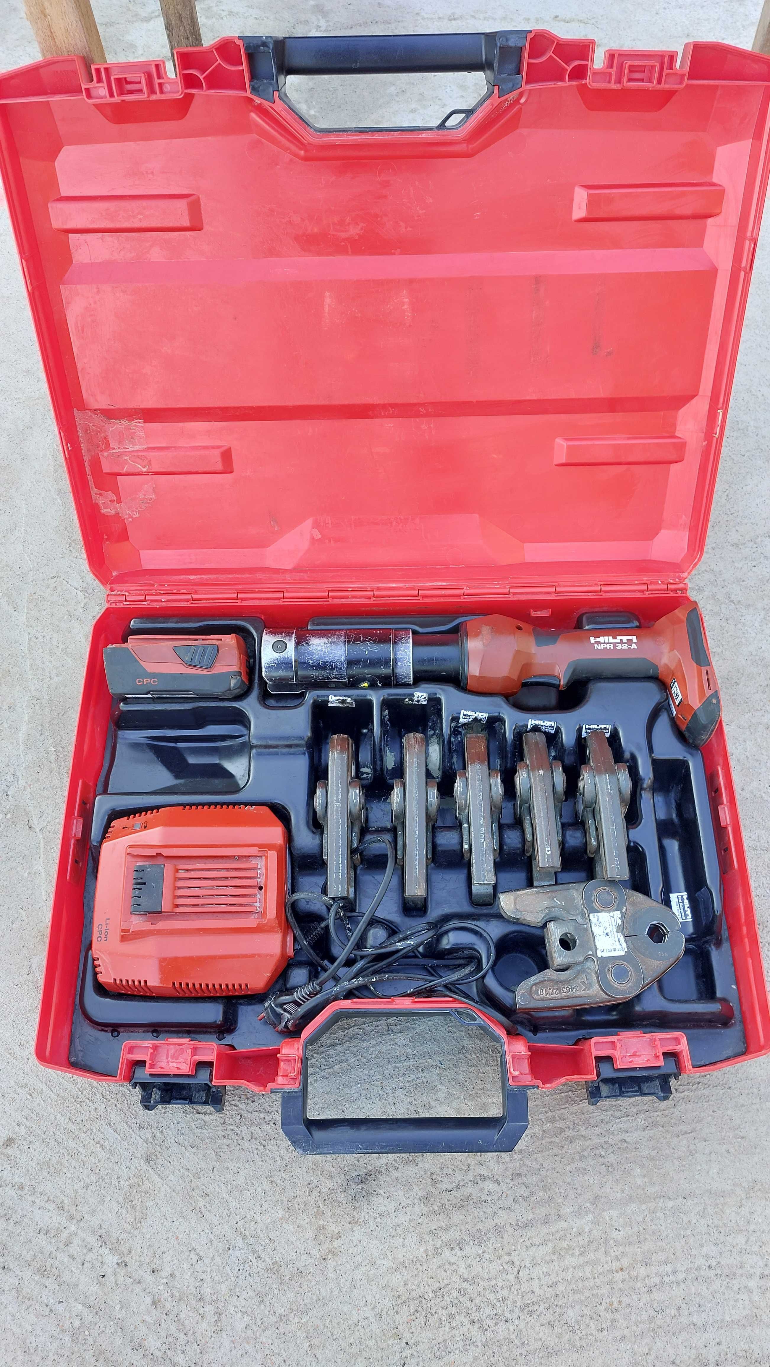 Hilti NPR 32-A – Пресоваща машина 32kN + 6 челюсти, батерия и зарядно