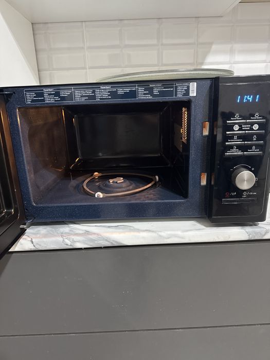 Микроволновая печь