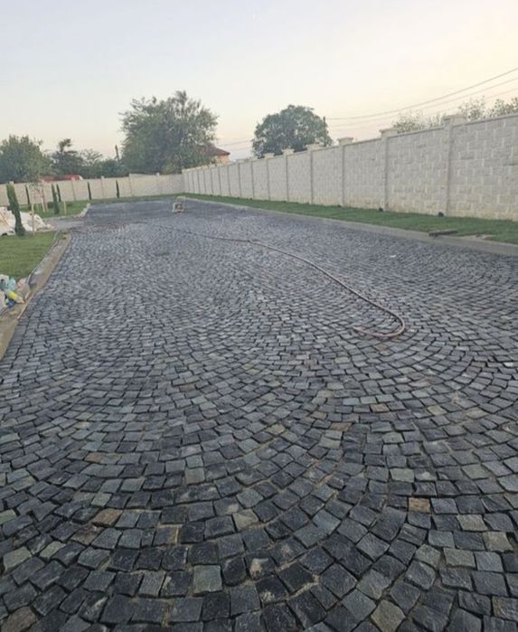 Piatra cubica andezit noua sau veche 10x10x10 + montaj profesional