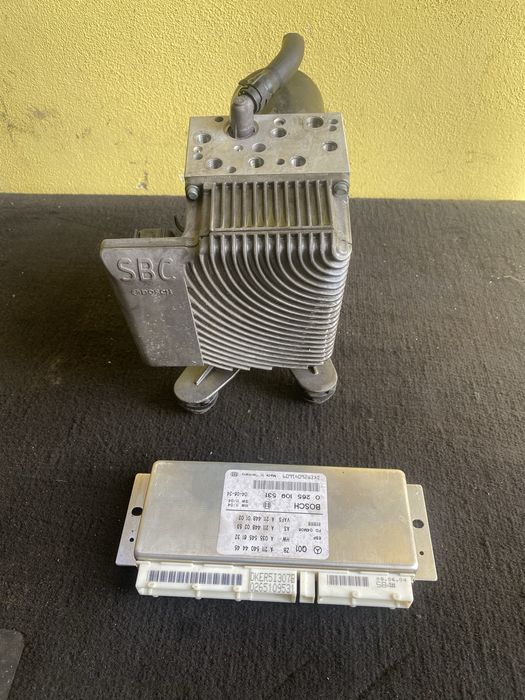 Pompa SBC Mercedes E W211 Pret 1500 lei