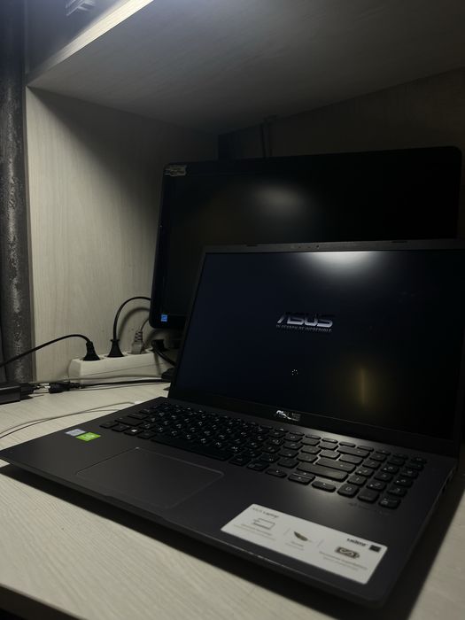 Продам ноутбук Asus