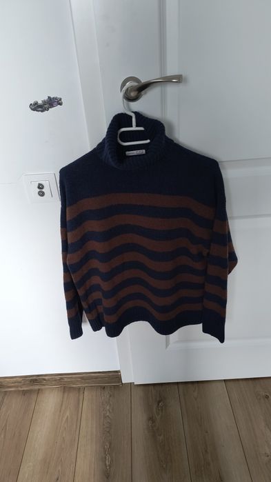 Pulover Oysho guler rulat