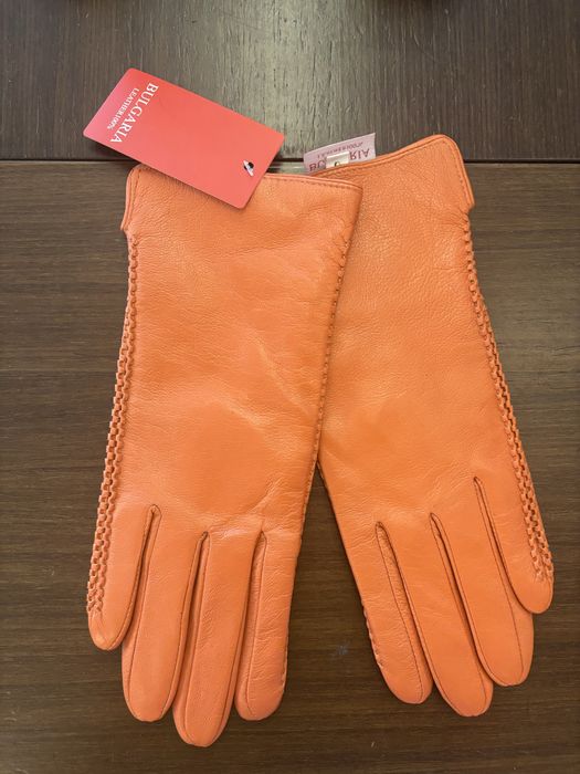 Дамски кожени ръкавици