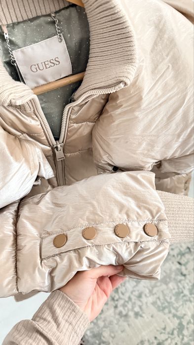 Vand Geaca Guess Dama