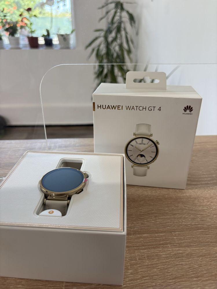 Часовник HUAWEI  WACH GT 4