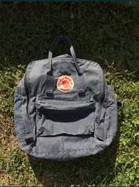 Vând ghiozdan fjallraven kanken