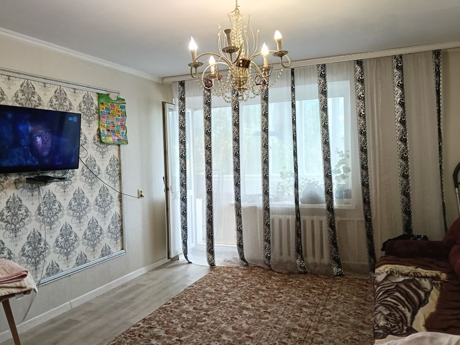 4 х ком квар на 2/9 Захарова 3 или обмен