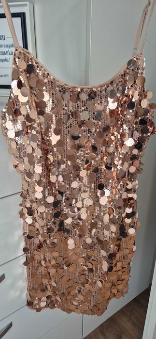 Къса рокля с пайети, размер S-М