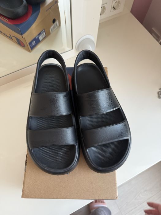 Черни сандали- Champion НОВИ!